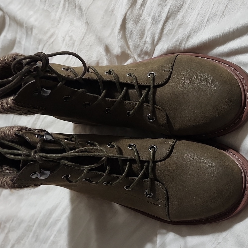 MIA Khaki Lace-Up Combat Boots